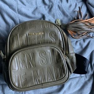 Steve Madden mini back pack purse good condition